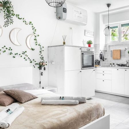 Eden House Sansiro-Duomo Netflix & Design Apartment Милано Екстериор снимка