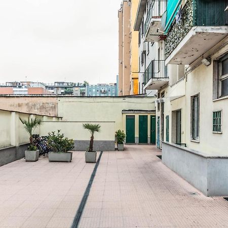 Eden House Sansiro-Duomo Netflix & Design Apartment Милано Екстериор снимка