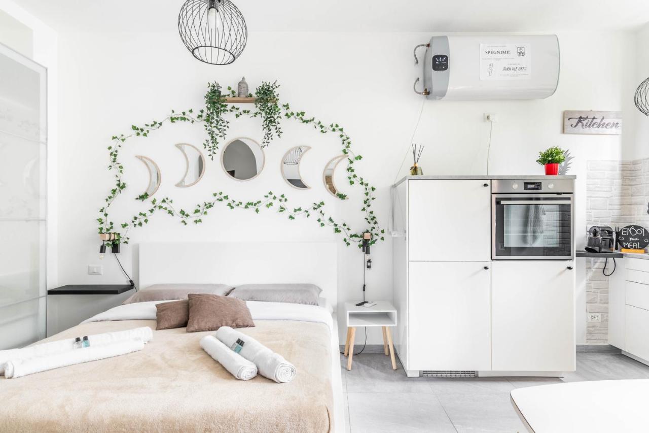 Eden House Sansiro-Duomo Netflix & Design Apartment Милано Екстериор снимка