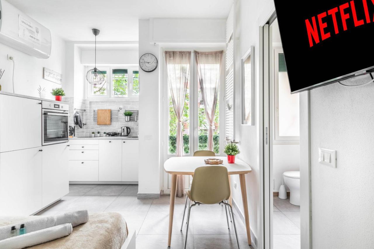 Eden House Sansiro-Duomo Netflix & Design Apartment Милано Екстериор снимка